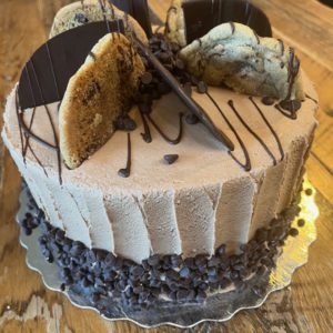 Cookie Dough Cake (vanilla cake, cookie dough buttercream icing & filling, smashed chocolate chunk cookies!)